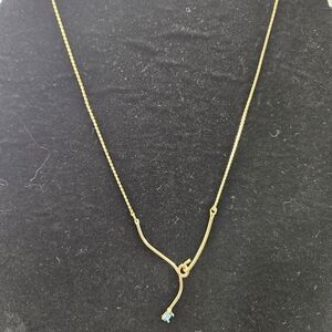 Chic Gold Necklace with Blue Detail